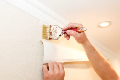 Pose de papier peint à Trépail — revêtements muraux et toiles de verre